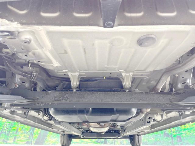 下回りがきれいなうちに、防錆加工の施工がオススメ。降雪地域はもちろん、沿岸部にお住いの方や、趣味でマリン・ウィンタースポーツをされる方にご好評いただいております。