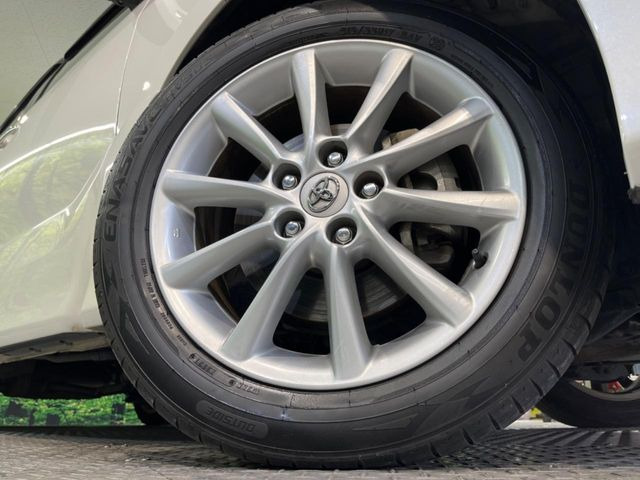 �y����17�C���`�A���~�z�C�[���z�O�ςɃ}�b�`���������A���~�z�C�[���𑕒����Ă���܂��B�e��ЊO�A���~�z�C�[����A�X�^�b�h���X�^�C�����戵�����Ă���܂��B���񂲑��k����������