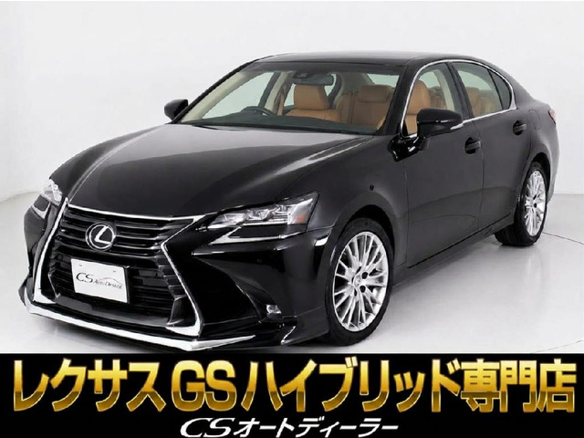 トランクが狭いと思っておりませんか?実際は大容量トランクです!旅行等の長距離ドライブも快適です!また、屋根付きスペースを完備しておりますので、夜間でも、雨でも雪の日だってゆっくりご覧頂けます。