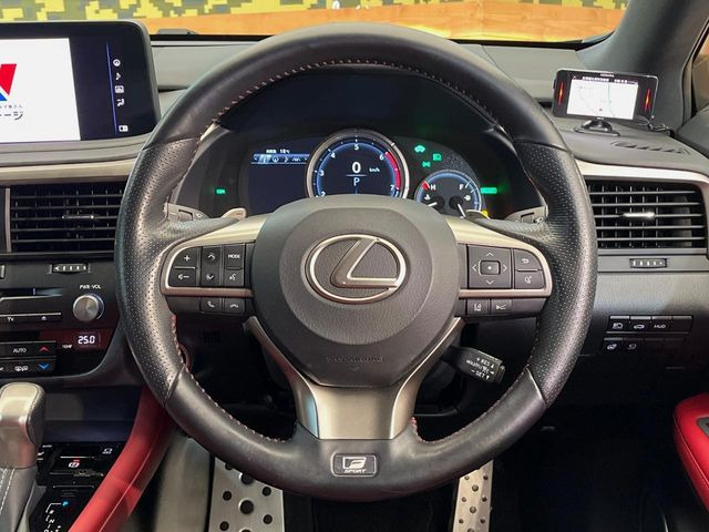 �y�����v�����X�e�A�����O�z�㎿�Ȋv���g�p���邱�ƂŁA��ɂ����������݂ƂĂ��^�]���₷���n���h���ł���