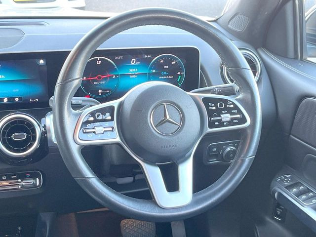 ���n���h�����̃X�������Ȃ��A���ꂢ�ȏ�Ԃ��ێ����Ă���܂��B�e�X�C�b�`���̓�����m�F�ς݂ł��B