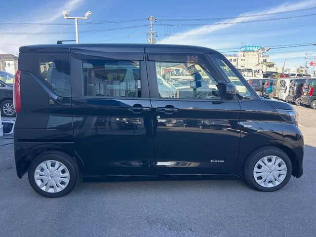 �����Ђł́A�S�Ԃ�3�����ԁA���s3000�L�������̖����ۏ؂�W���񋟂��Ă���܂��B(�A���Ԃ�1�N�ԁA���s������)