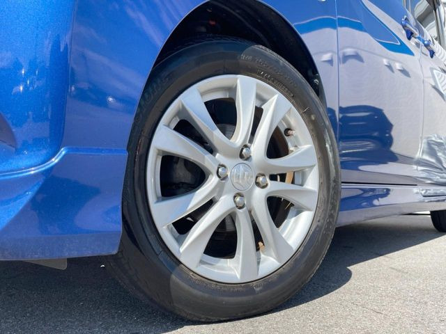 �y����15�C���`�A���~�z�C�[���z�O�ςɃ}�b�`���������A���~�z�C�[���𑕒����Ă���܂��B�e��ЊO�A���~�z�C�[����A�X�^�b�h���X�^�C�����戵�����Ă���܂��B���񂲑��k����������
