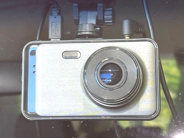 �y�h���C�u���R�[�_�[�z���S�E���S�ȃJ�[���C�t�ɕK�{�̃h���C�u���R�[�_�[�𑕔�!���s���͂������A������^�]�⎖�̂ɑ��������ۂ̏󋵂��f���ŋL�^���A����̃��X�N�ɔ����܂��B