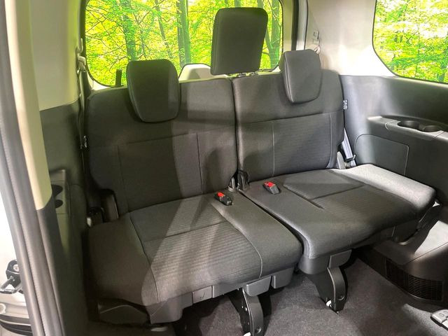 3��ڃV�[�g�͂�������ԗǍD����l�ł��������ƍ����Ē����܂��̂ŁA��l���ł̂��o���������N���N�ł��􂲉Ƒ��ŁA�C�̒m�ꂽ���ԂŁA�h���C�u�ɍs���̂��y���݂ł��ˁ�