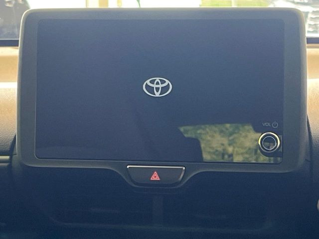 �y8�C���` �f�B�X�v���C�I�[�f�B�I�z���ʂ̃f�B�X�v���C��AppleCarPlay��AndroidAuto�����p�\�B�傫�ȉ�ʂŃX�}�z�i�r�A�v���������p���������܂���
