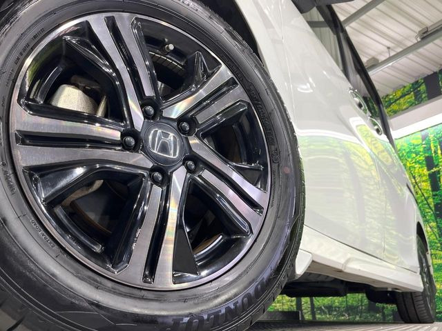 �y����16�C���`�A���~�z�C�[���z�O�ςɃ}�b�`���������A���~�z�C�[���𑕒����Ă���܂��B�e��ЊO�A���~�z�C�[����A�X�^�b�h���X�^�C�����戵�����Ă���܂��B���񂲑��k����������
