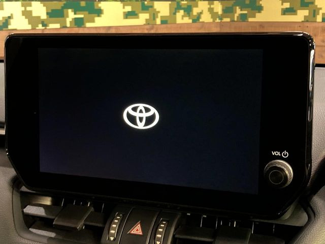 �y10.5�C���` �f�B�X�v���C�I�[�f�B�I�z���ʂ̃f�B�X�v���C��AppleCarPlay��AndroidAuto�����p�\�B�傫�ȉ�ʂŃX�}�z�i�r�A�v���������p���������܂���