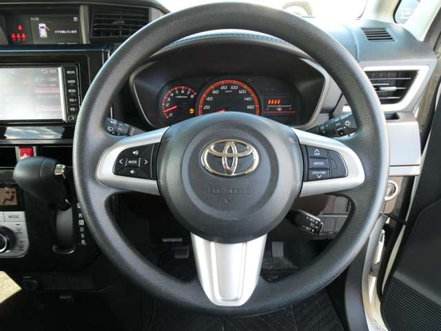 �N���J��SUV�̂ق��ɂ��A���t�@�[�h�E�G���O�����h�E�Z���i�E�X�e�b�v���S���E���H�N�V�[�E���F���t�@�C�A�E�I�f�b�Z�C�E�A���Ԃ��|���V�F�J�C�G�� �~�j�N���X�I�[�o�[�I�[��4 �L���v�e�B�o���݌ɂ��Ă���܂�