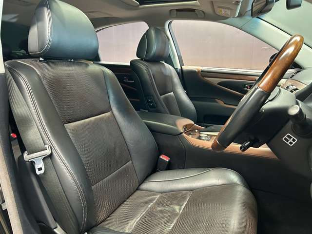 �^�]�Ȃ��L�X�Ƃ��Ă���^�]���₷�������������Ă��܂��������N���[�j���O�����{�ς݂ł��B