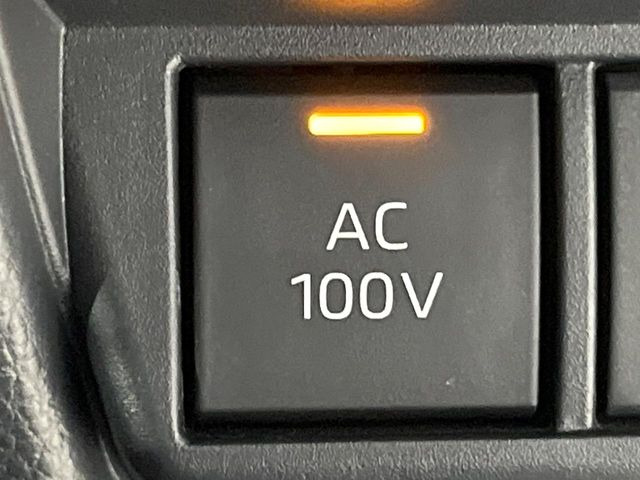 【1500Wアクセサリーコンセント】消費電力1500Wまでの家電が使えます。キャンプやスポーツ・アウトドアでのアクティビティはもちろん、災害・停電の際に大活躍♪