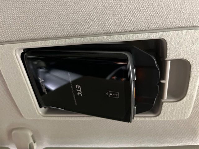 【ETC】高速道路の料金所をストレスなく通過!話題のスポットやサービスエリアに多い「スマートIC」利用時は必須のアイテムです。当店でセットアップを実施、ご納車当日からすぐにご利用いただけます!