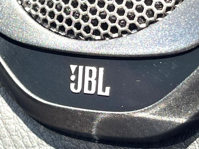 �yJBL�T�E���h�V�X�e���z���x�ȃ`���[�j���O�\�͂����ڂ���Ă���A�������ȉ��y�����y���݂��������܂���