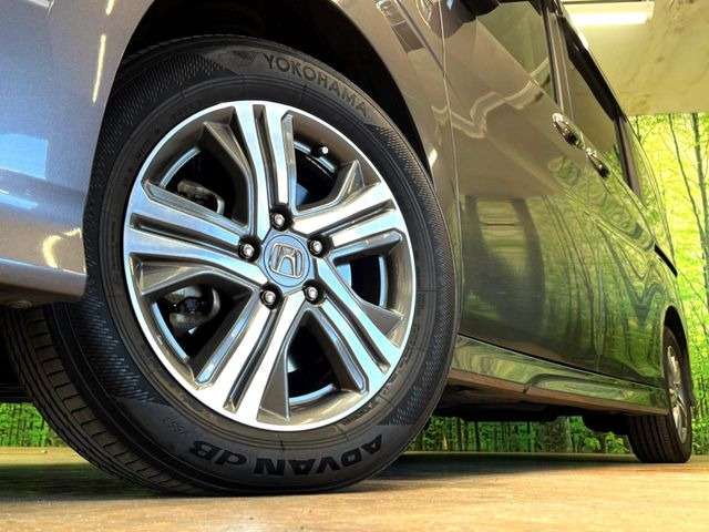 �y�����A���~�z�C�[���z�O�ςɃ}�b�`���������A���~�z�C�[���𑕒����Ă���܂��B�e��ЊO�A���~�z�C�[����A�X�^�b�h���X�^�C�����戵�����Ă���܂��B���񂲑��k����������