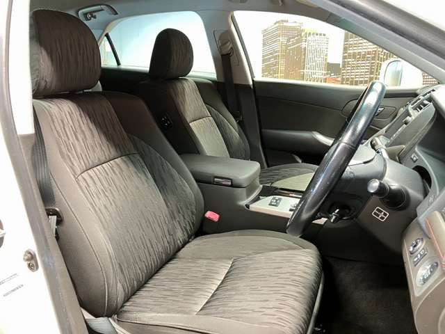 �^�]�Ȃ��L�X�Ƃ��Ă���^�]���₷�������������Ă��܂��������N���[�j���O�����{�ς݂ł��B