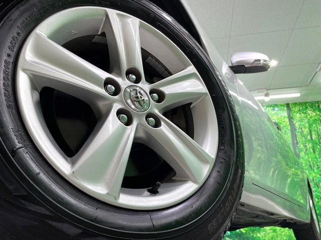 �y����16�C���`�A���~�z�C�[���z�O�ςɃ}�b�`���������A���~�z�C�[���𑕒����Ă���܂��B�e��ЊO�A���~�z�C�[����A�X�^�b�h���X�^�C�����戵�����Ă���܂��B���񂲑��k����������