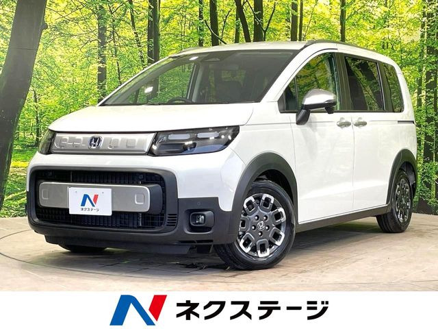 フリード(ホンダ) 1.5 e:HEV クロスター 中古車画像