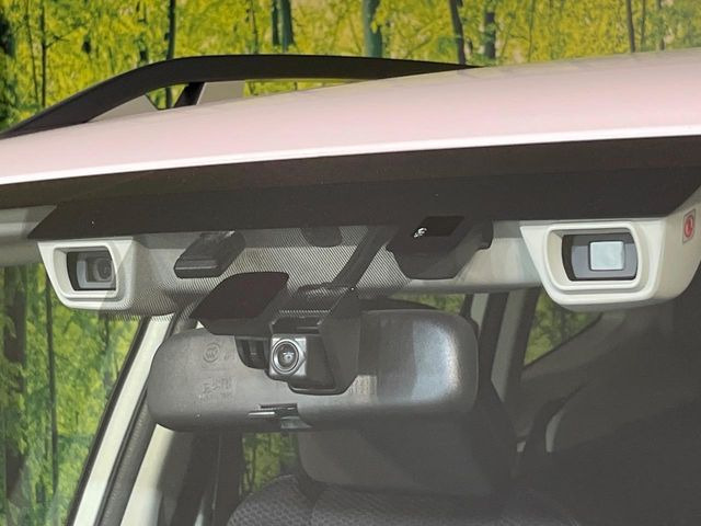 【ツーリングアシスト】幅広い車速域で、アクセル・ブレーキ・ステアリング操作を自動でアシスト。渋滞ストレスから高速巡航まで、様々なシーンで運転負荷を軽減してくれます♪