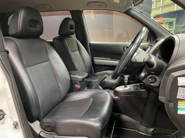 �^�]�Ȃ��L�X�Ƃ��Ă���^�]���₷�������������Ă��܂��������N���[�j���O�����{�ς݂ł��B