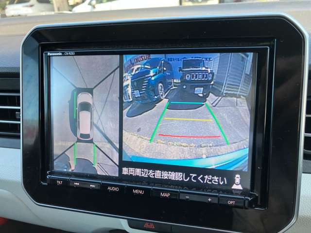 ���S���ʃ��j�^�[���N���}��^�ォ�猩���낵�Ă��邩�̂悤�ȉf���ɂ���ĎԌɓ����c�񒓎ԂȂǂ̒��Ԏ��Ɏ��Ԃƒ��Ԉʒu�̊֌W���ЂƖڂŊm�F�ł��X���[�X�Ȓ��Ԃ��T�|�[�g���܂�!