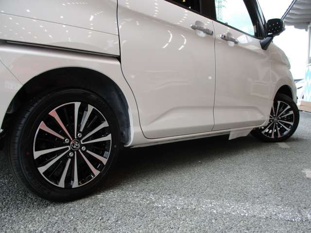 �o�^�ϖ��g�p�ԁE����DA�E�t���Z�O�E�p�m���~�b�N�r���[�ECarplay�EHDMI�E�����d���X���C�h�E�R���t�H�[�gPKG�E�v����H�E����15AW�E�X�}�[�g�A�V�X�g�E�A�_�v�e�B�u�N���[�Y