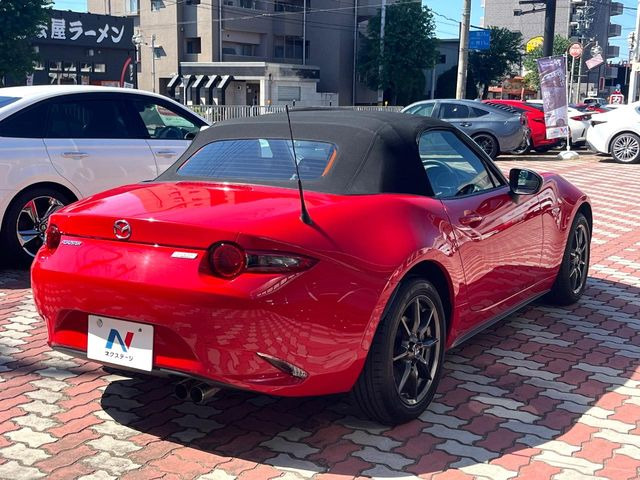 ☆全国のネクステージからお取り寄せが可能※!遠方の店舗に展示してあるクルマが気になる場合も、最寄りの店舗でご覧いただくことが可能です!是非私たちに要望をお聞かせください!※別途費用