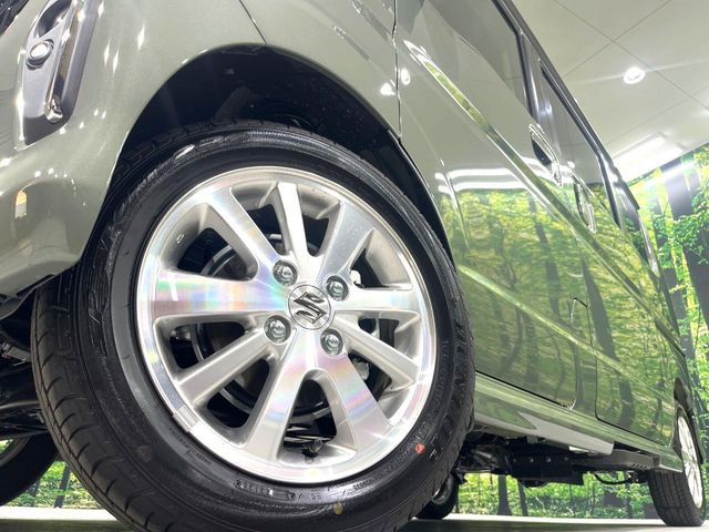 �y����14�C���`�A���~�z�C�[���z�O�ςɃ}�b�`���������A���~�z�C�[���𑕒����Ă���܂��B�e��ЊO�A���~�z�C�[����A�X�^�b�h���X�^�C�����戵�����Ă���܂��B���񂲑��k����������