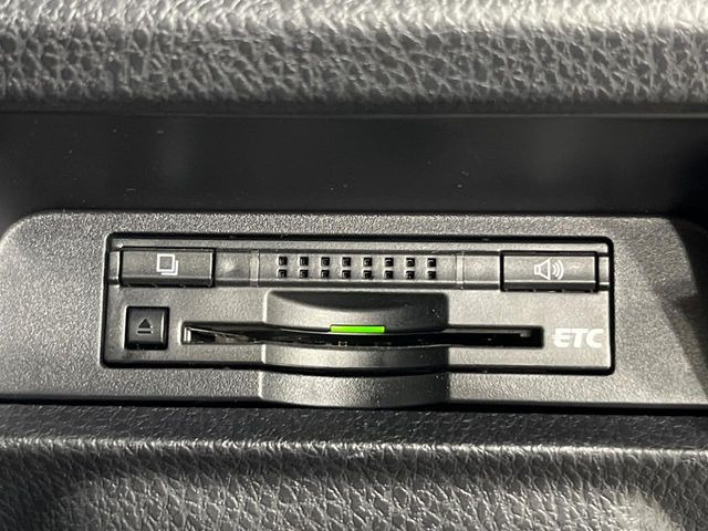 【ETC】高速道路の料金所をストレスなく通過!話題のスポットやサービスエリアに多い「スマートIC」利用時は必須のアイテムです。当店でセットアップを実施、ご納車当日からすぐにご利用いただけます!