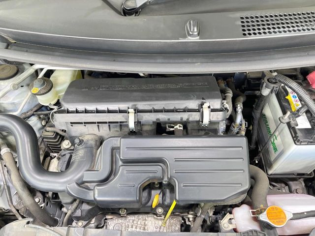 親切・丁寧な専門メカニックスタッフが応対!・車検・点検整備・事故等の修理などアフターサービスも安心。お車のカスタマイズもネクステージのサービススタッフまでご相談ください!