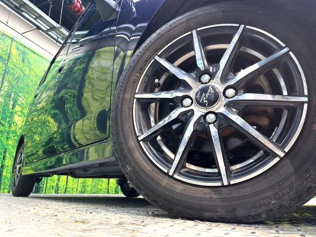 �y14�C���`�A���~�z�C�[���z�O�ςɃ}�b�`�����A���~�z�C�[���𑕒����Ă���܂��B�e��A���~�z�C�[����A�X�^�b�h���X�^�C�����戵�����Ă���܂��B���񂲑��k����������