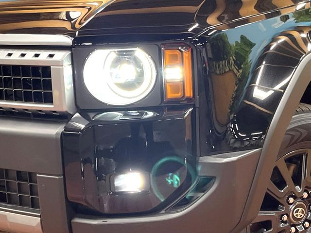 �yLED�w�b�h���C�g�z���V����ԑ��s�����ǍD�Ȏ��E���m�ۂ����S���ĉ^�]�ł��鍂�P�xLED�w�b�h���C�g�𑕔�!�_�����x�������A����d�͂��}�����Ă��܂��B