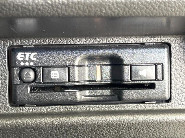 【ETC】高速道路の料金所をストレスなく通過!話題のスポットやサービスエリアに多い「スマートIC」利用時は必須のアイテムです。当店でセットアップを実施、ご納車当日からすぐにご利用いただけます!