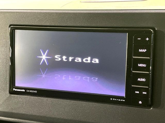 【ナビゲーション】使いやすいナビで目的地までしっかり案内してくれます。各種オーディオ再生機能も充実しており、お車の運転がさらに楽しくなります!!
