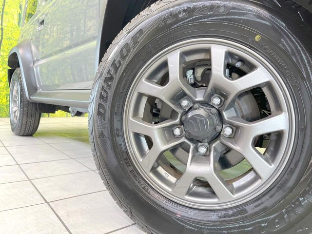 �y����15�C���`�A���~�z�C�[���z�O�ςɃ}�b�`���������A���~�z�C�[���𑕒����Ă���܂��B�e��ЊO�A���~�z�C�[����A�X�^�b�h���X�^�C�����戵�����Ă���܂��B���񂲑��k����������