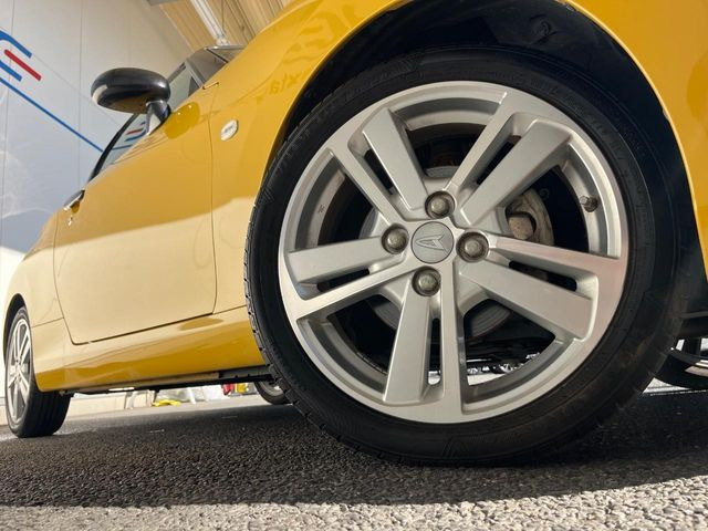 �y����16�C���`�A���~�z�C�[���z�O�ςɃ}�b�`���������A���~�z�C�[���𑕒����Ă���܂��B�e��ЊO�A���~�z�C�[����A�X�^�b�h���X�^�C�����戵�����Ă���܂��B���񂲑��k����������