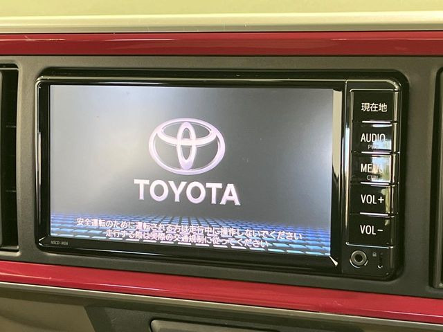 �y�����i�r�z�l�C�̏����i�r�𑕔����Ă���܂��B�i�r�̎g���₷���͂������A�I�[�f�B�I�@�\���[��!�L�����v�◷�s�͂������A�ʋ΂┃�����ȂǕ��i�̃h���C�u���y�����Ȃ�͂���