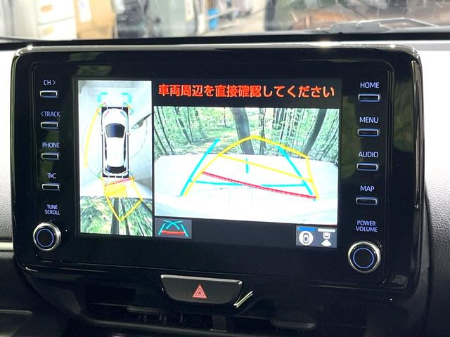 【パノラミックビューモニター】専用のカメラにより、上から見下ろしたような視点で360度クルマの周囲を確認することができます☆死角部分も確認しやすく、狭い場所での切り返しや駐車もスムーズに行えます。