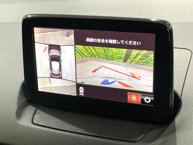 �y360&deg;�r���[���j�^�[�z��p�̃J�����ɂ��A�ォ�猩���낵���悤�Ȏ��_��360�x�N���}�̎��͂��m�F���邱�Ƃ��ł��܂������p�������m�F���₷���A�����ꏊ�ł̐؂�Ԃ��⒓�Ԃ��X���[�Y�ɍs���܂��B