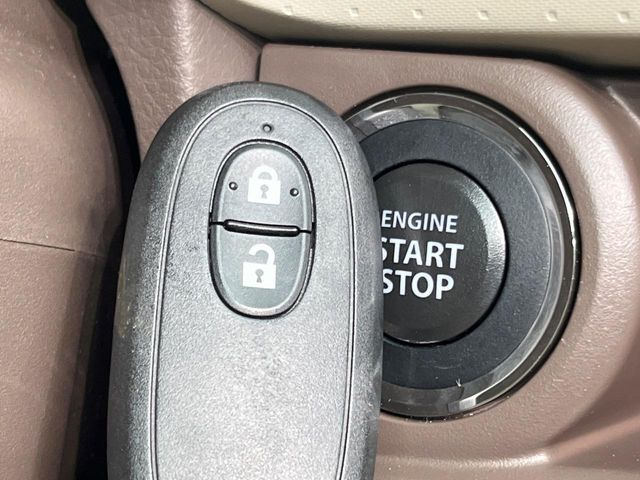 �y�L�[���X�X�^�[�g�V�X�e���z�J�o����|�P�b�g�ɓ��ꂽ�܂܂ł��h�A�̎{���E�������\�ȃX�}�[�g�L�[�𑕔��B�G���W���̃I���E�I�t�����J�M�����o���K�v����������Ƃ��Ă��֗��ł���