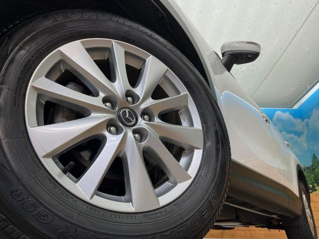 �y����17�C���`�A���~�z�C�[���z�O�ςɃ}�b�`���������A���~�z�C�[���𑕒����Ă���܂��B�e��ЊO�A���~�z�C�[����A�X�^�b�h���X�^�C�����戵�����Ă���܂��B���񂲑��k����������