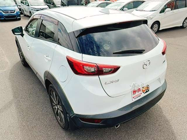 ���X�ł͌y�����Ԃ��畁�ʎԂ܂ŕ��L���I�[�����[�J�[�̎Ԏ�E�F�E�O���[�h��L�x�ɑ����Ă���܂��B
