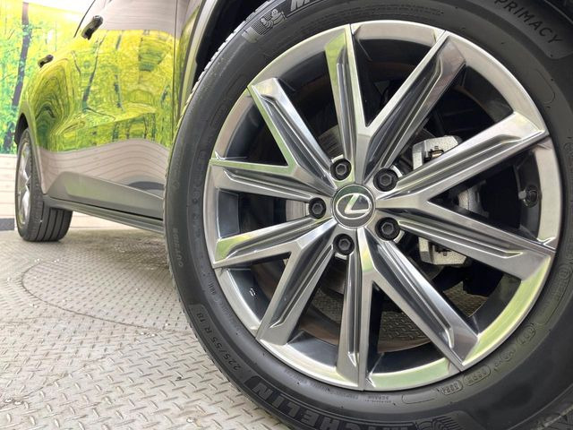 �y�����A���~�z�C�[���z�O�ςɃ}�b�`���������A���~�z�C�[���𑕒����Ă���܂��B�e��ЊO�A���~�z�C�[����A�X�^�b�h���X�^�C�����戵�����Ă���܂��B���񂲑��k����������