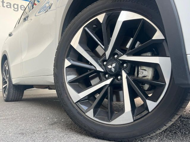 �y20�C���`�A���~�z�C�[���z�O�ςɃ}�b�`�����A���~�z�C�[���𑕒����Ă���܂��B�e��A���~�z�C�[����A�X�^�b�h���X�^�C�����戵�����Ă���܂��B���񂲑��k����������