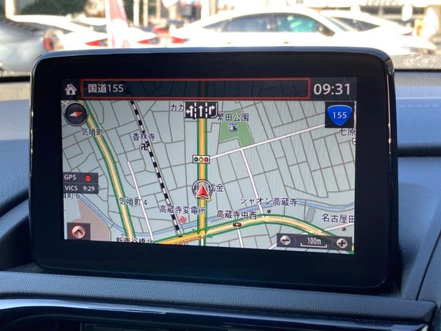 【マツダコネクトナビ】車内の雰囲気にマッチした一体型タイプのナビ。各種車輌設定やBluetooth再生等、様々な機能が楽しめます。直感的なダイヤル操作が可能で、使い勝手も良好です。