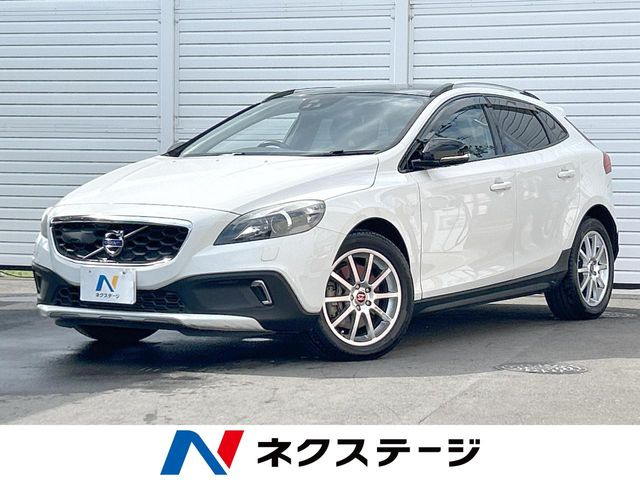 希少　ガラスルーフ　VOLVO　V４０　T4　２０１４　OP 豊富　格安車 ボルボ V40クロスカントリー T5 4WD パノラマガラスルーフ 80.0万円