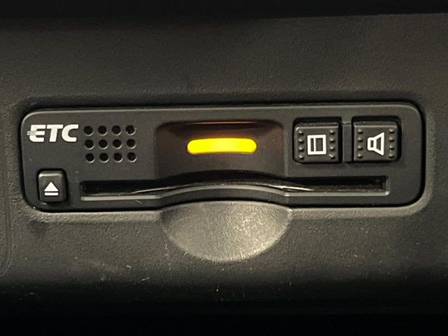 【ETC】高速道路の料金所をストレスなく通過!話題のスポットやサービスエリアに多い「スマートIC」利用時は必須のアイテムです。当店でセットアップを実施、ご納車当日からすぐにご利用いただけます!