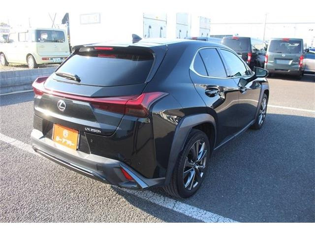同業者様への販売はお断りさせていただきます。車検無し車両の場合は、車検を取得したお支払い総額で表示しております。