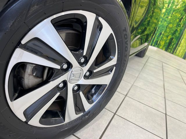 �y����15�C���`�A���~�z�C�[���z�O�ςɃ}�b�`���������A���~�z�C�[���𑕒����Ă���܂��B�e��ЊO�A���~�z�C�[����A�X�^�b�h���X�^�C�����戵�����Ă���܂��B���񂲑��k����������