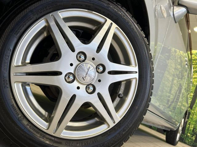 �y14�C���`�A���~�z�C�[���z�O�ςɃ}�b�`�����A���~�z�C�[���𑕒����Ă���܂��B�e��A���~�z�C�[����A�X�^�b�h���X�^�C�����戵�����Ă���܂��B���񂲑��k����������