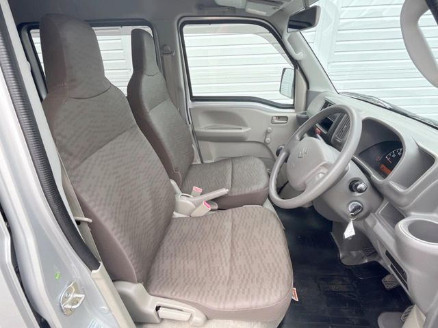 �^�]�ȃV�[�g���͎g�p�������Ȃ��A�ǍD�ȏ�ԂƂȂ��Ă��܂��B���J�Ɏg���Ă������Ƃ��悭�킩��܂��ˁB